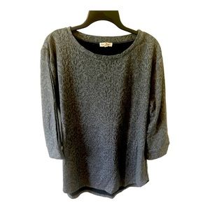 Jane and Delancey gray sweater